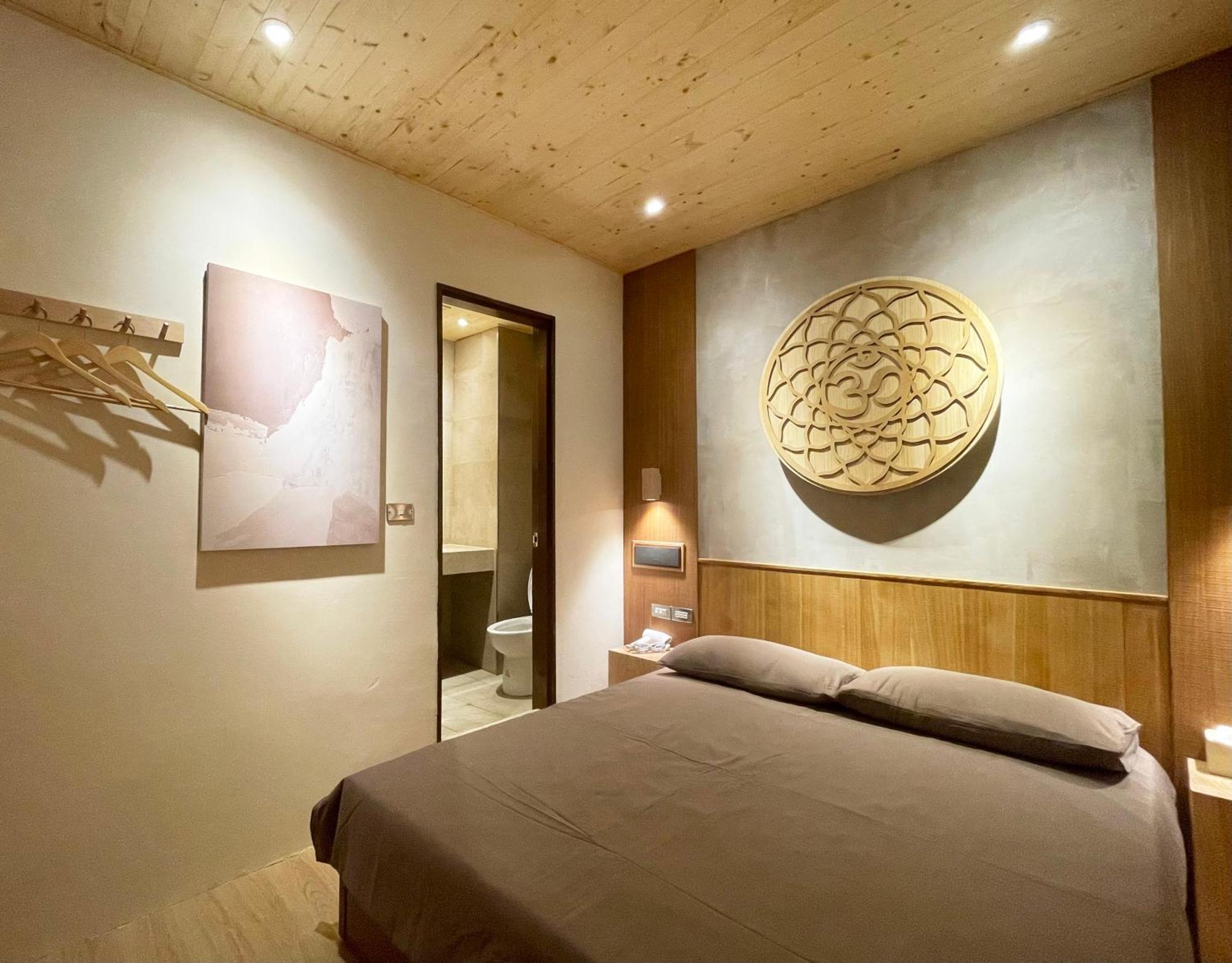 Apartamento 醒覺旅人-訂房後需聯繫轉帳 Tainan Exterior foto
