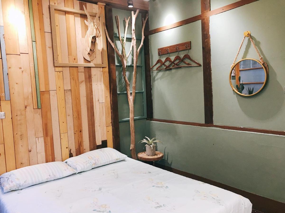 Apartamento 醒覺旅人-訂房後需聯繫轉帳 Tainan Exterior foto